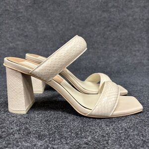 Dolce Vita Pascoe Heels in Vintage Ivory